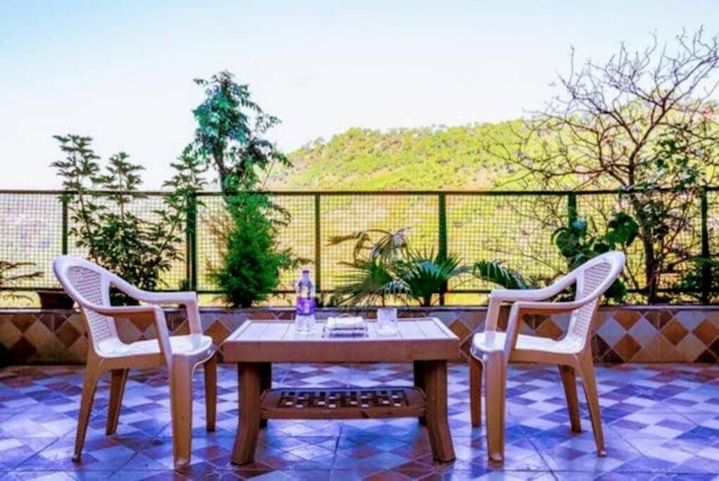 Fairview Wayside Villa Kasauli Ngoại thất bức ảnh