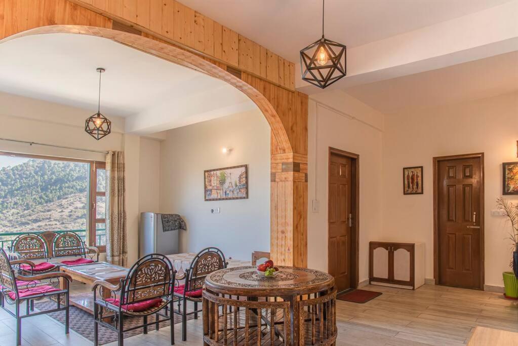 Fairview Wayside Villa Kasauli Ngoại thất bức ảnh