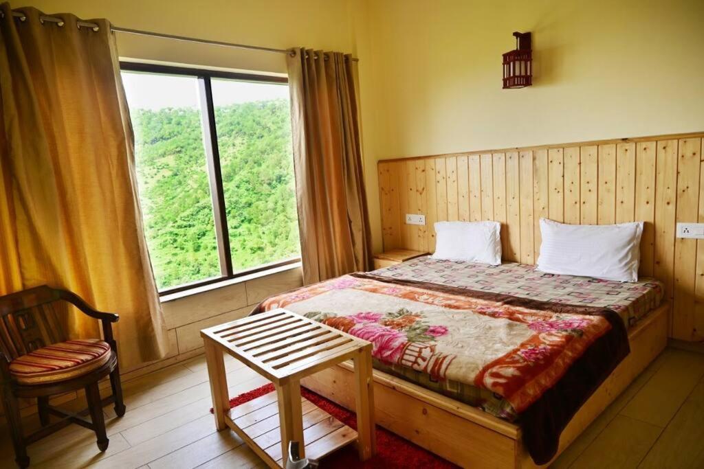 Fairview Wayside Villa Kasauli Ngoại thất bức ảnh