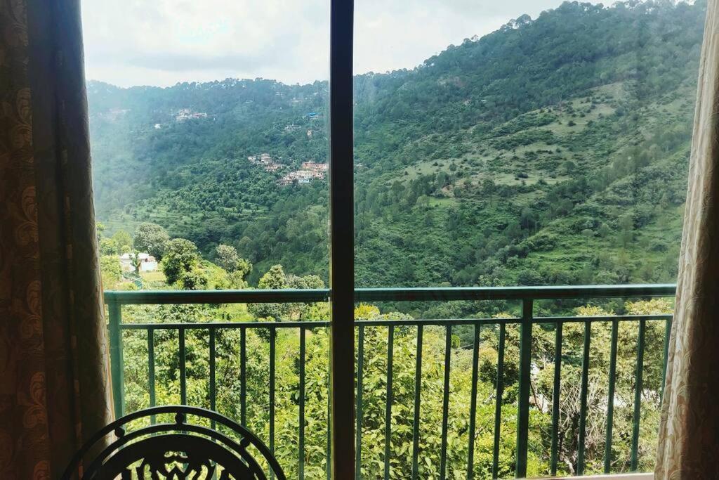 Fairview Wayside Villa Kasauli Ngoại thất bức ảnh