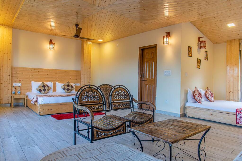 Fairview Wayside Villa Kasauli Ngoại thất bức ảnh